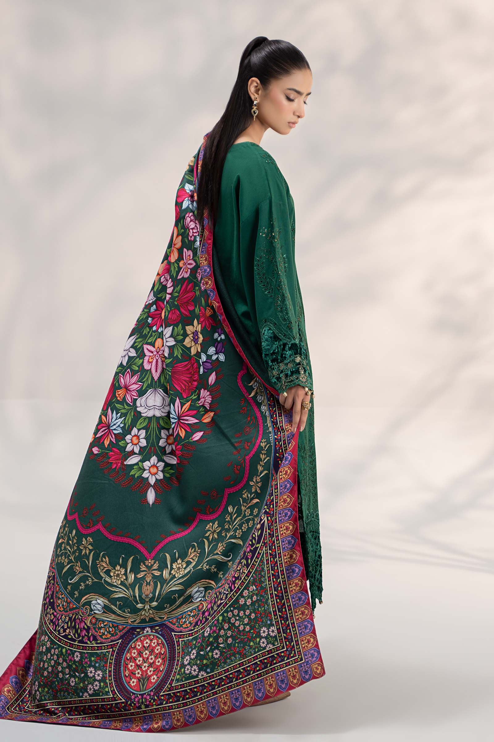 Maira B | Ready to Wear | DW-W24-104 - by - Libasekhas UK - Registered Vendor of : Maria B - 100% Original Designer Dresss