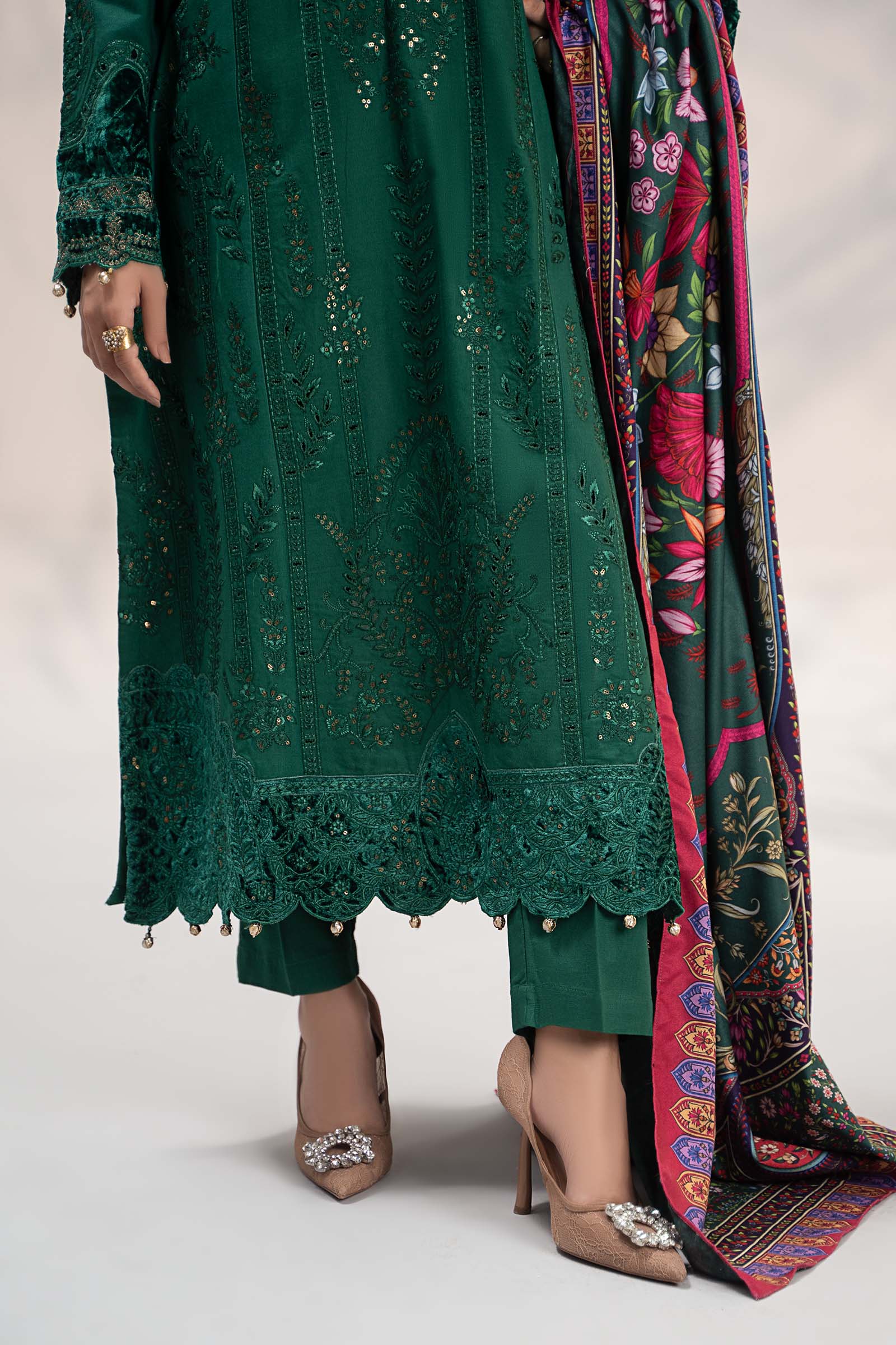 Maira B | Ready to Wear | DW-W24-104 - by - Libasekhas UK - Registered Vendor of : Maria B - 100% Original Designer Dresss