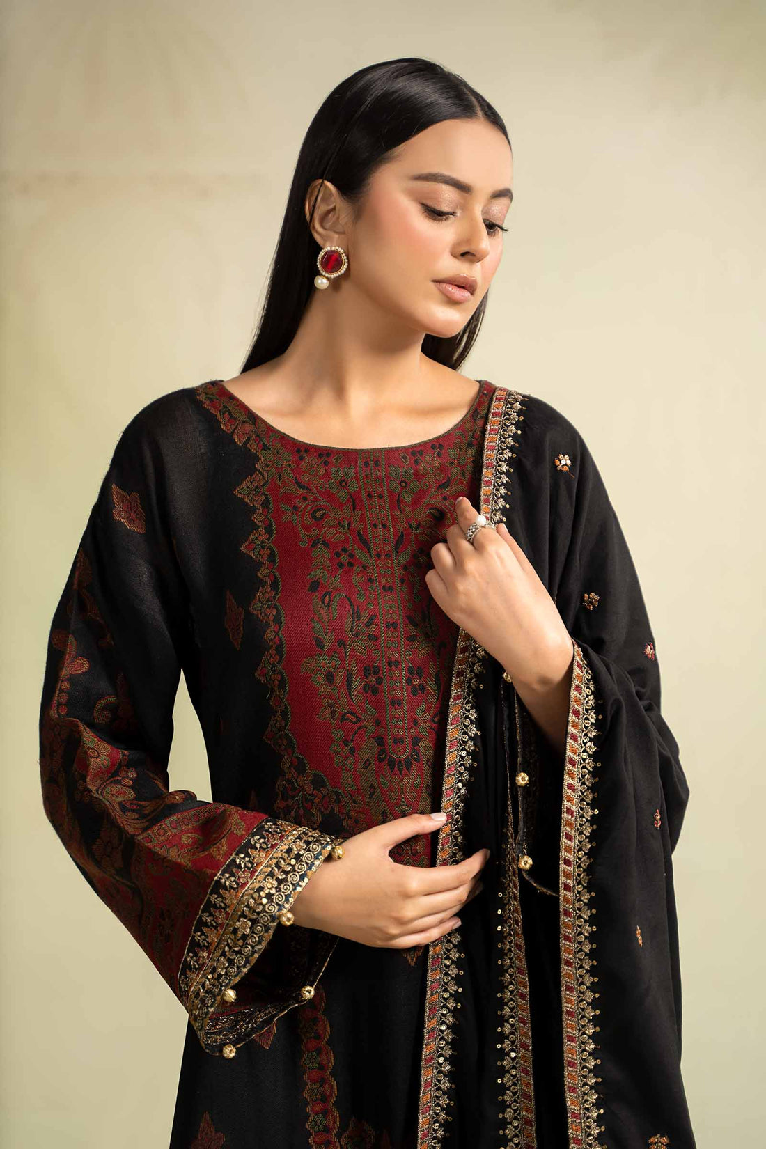 Maira B | Ready to Wear | DW-W24-107 - by - Libasekhas UK - Registered Vendor of : Maria B - 100% Original Designer Dresss