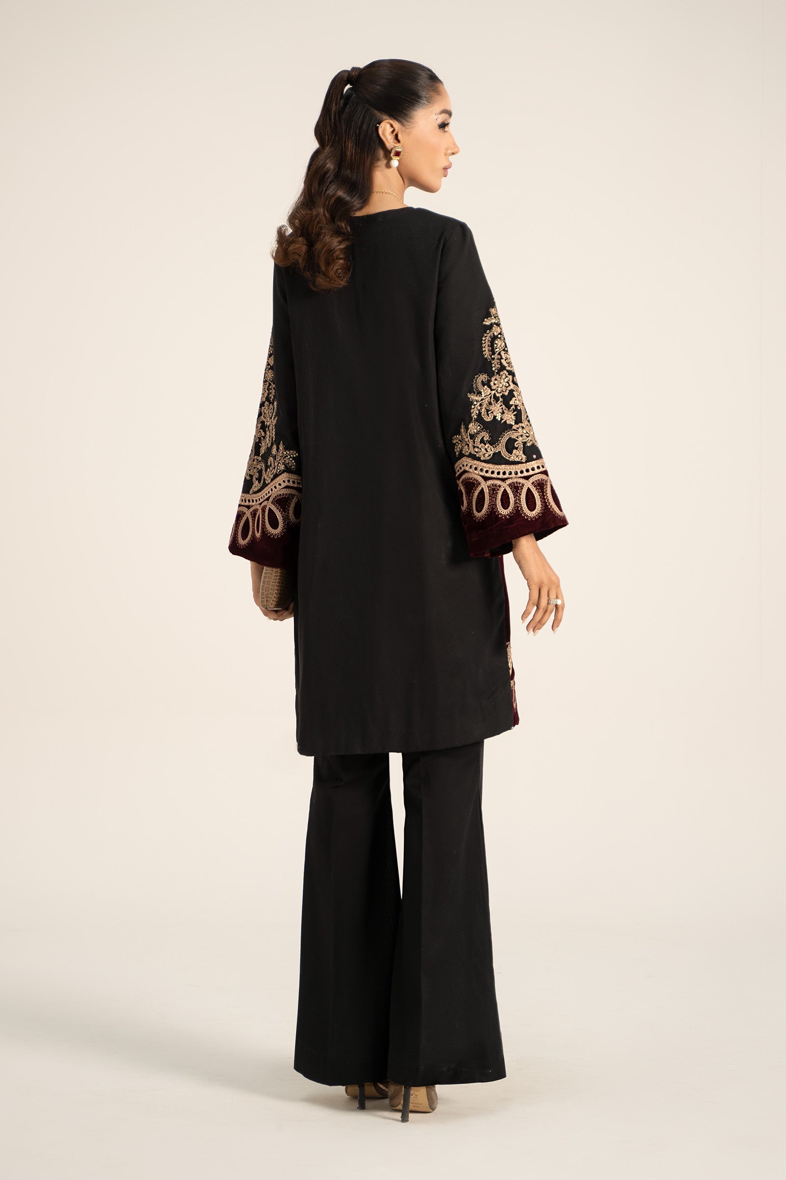 Maira B | Ready to Wear | DW-W24-113 - by - Libasekhas UK - Registered Vendor of : Maria B - 100% Original Designer Dresss
