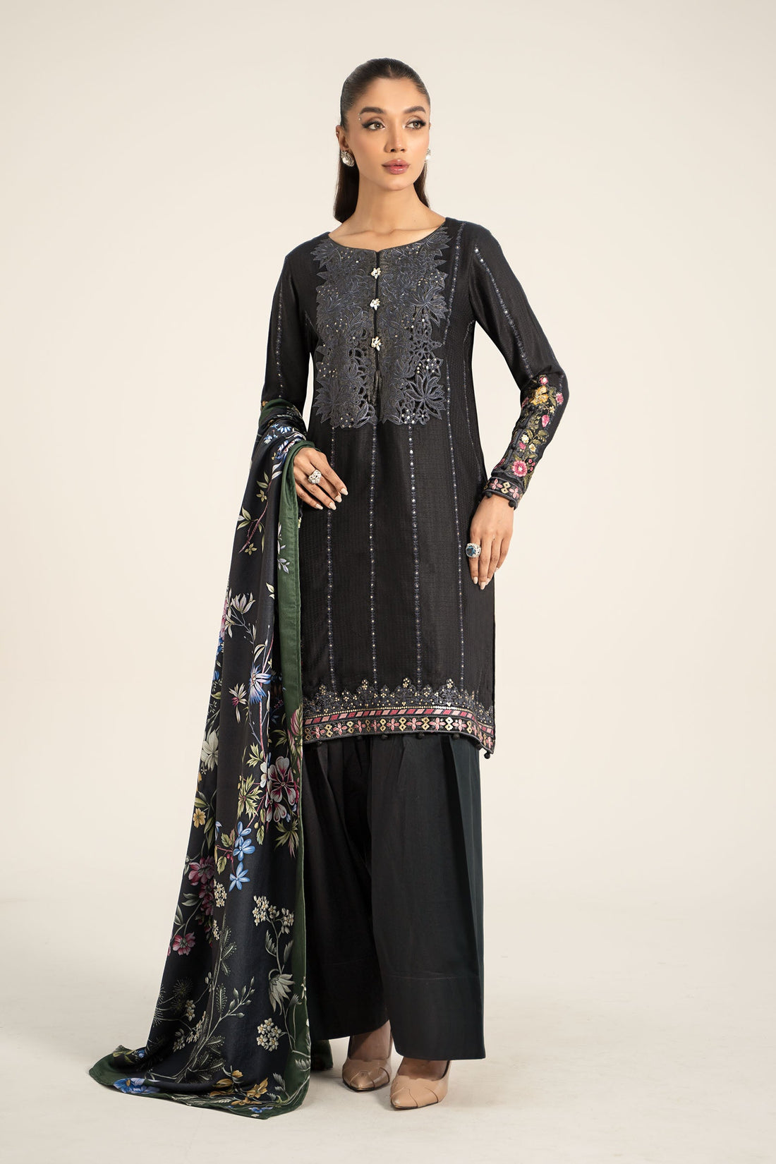 Maira B | Ready to Wear | DW-W24-150 - by - Libasekhas UK - Registered Vendor of : Maria B - 100% Original Designer Dresss
