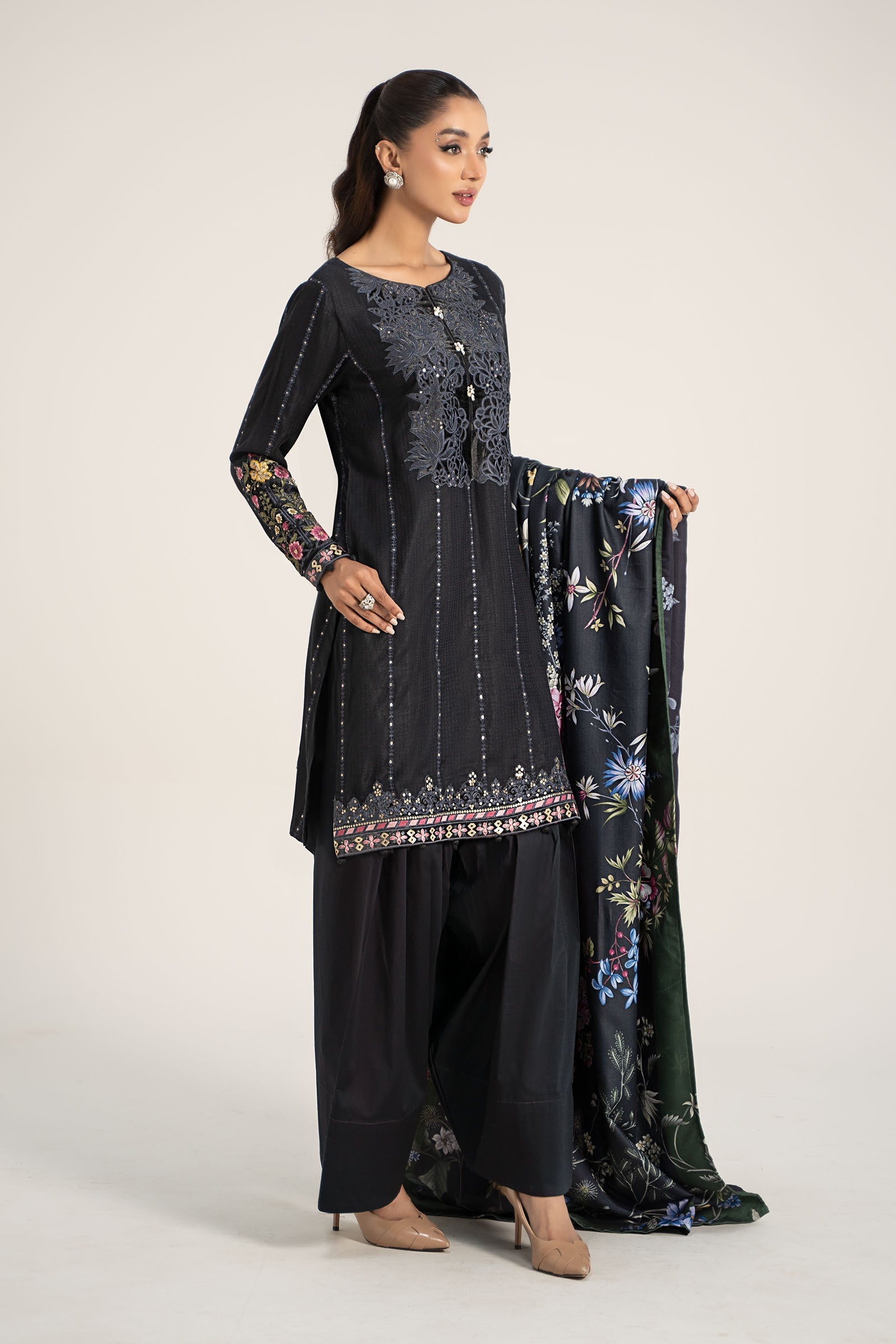 Maira B | Ready to Wear | DW-W24-150 - by - Libasekhas UK - Registered Vendor of : Maria B - 100% Original Designer Dresss