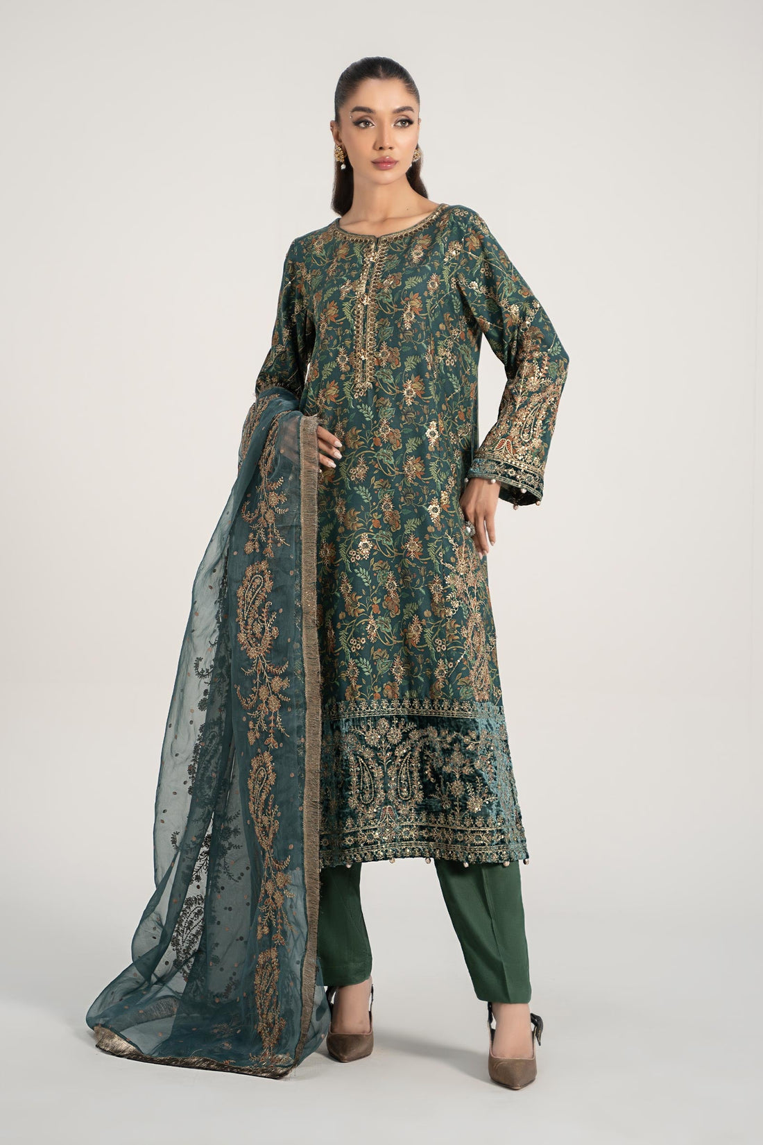 Maira B | Ready to Wear | DW-W24-153 - by - Libasekhas UK - Registered Vendor of : Maria B - 100% Original Designer Dresss