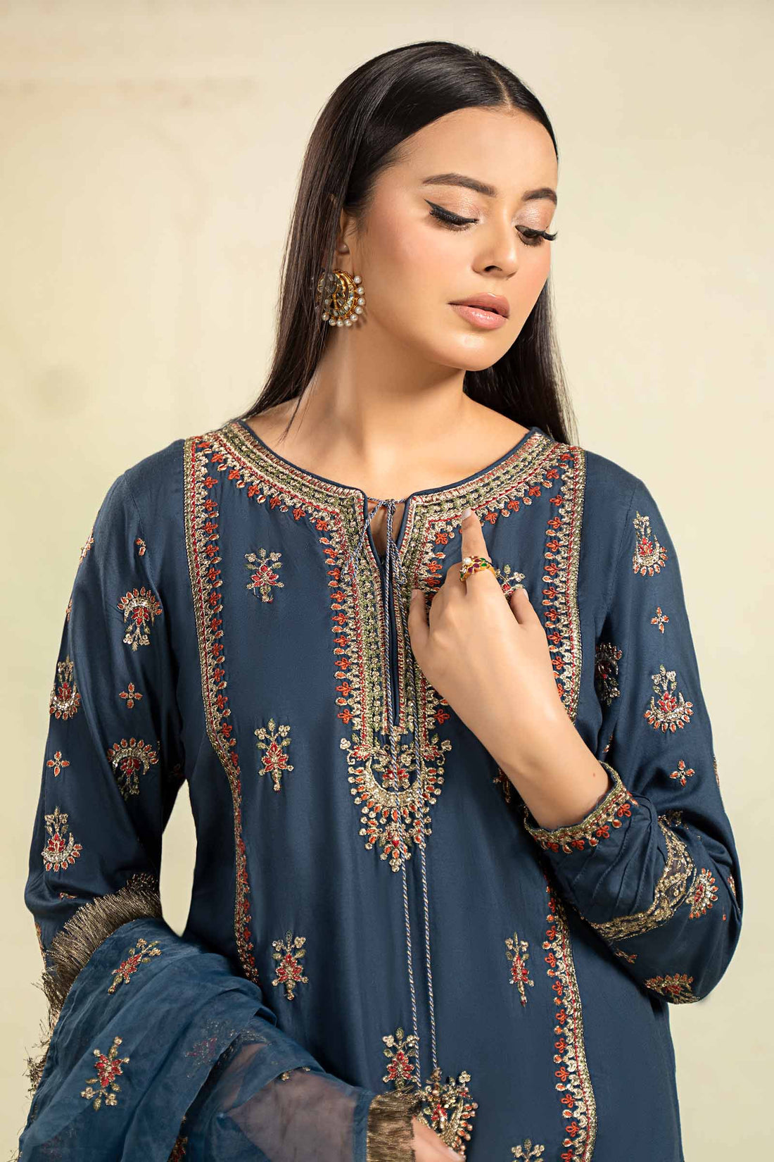 Maira B | Ready to Wear | DW-W24-25 - by - Libasekhas UK - Registered Vendor of : Maria B - 100% Original Designer Dresss