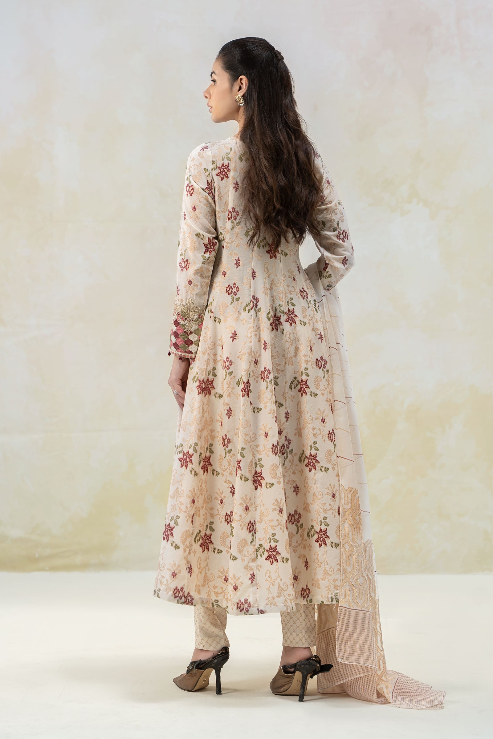 Maira B | Ready to Wear | DW-EF22-23R1 - by - Libasekhas UK - Registered Vendor of : Maria B - 100% Original Designer Dresss