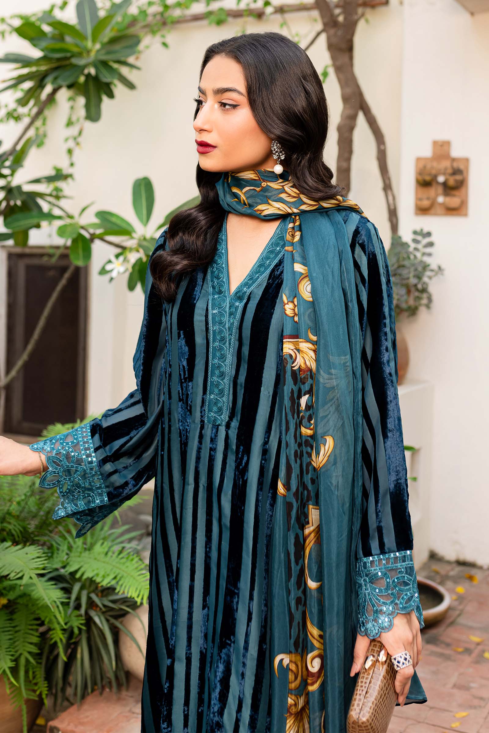 Maira B | Ready to Wear | DW-W24-173 - by - Libasekhas UK - Registered Vendor of : Maria B - 100% Original Designer Dresss