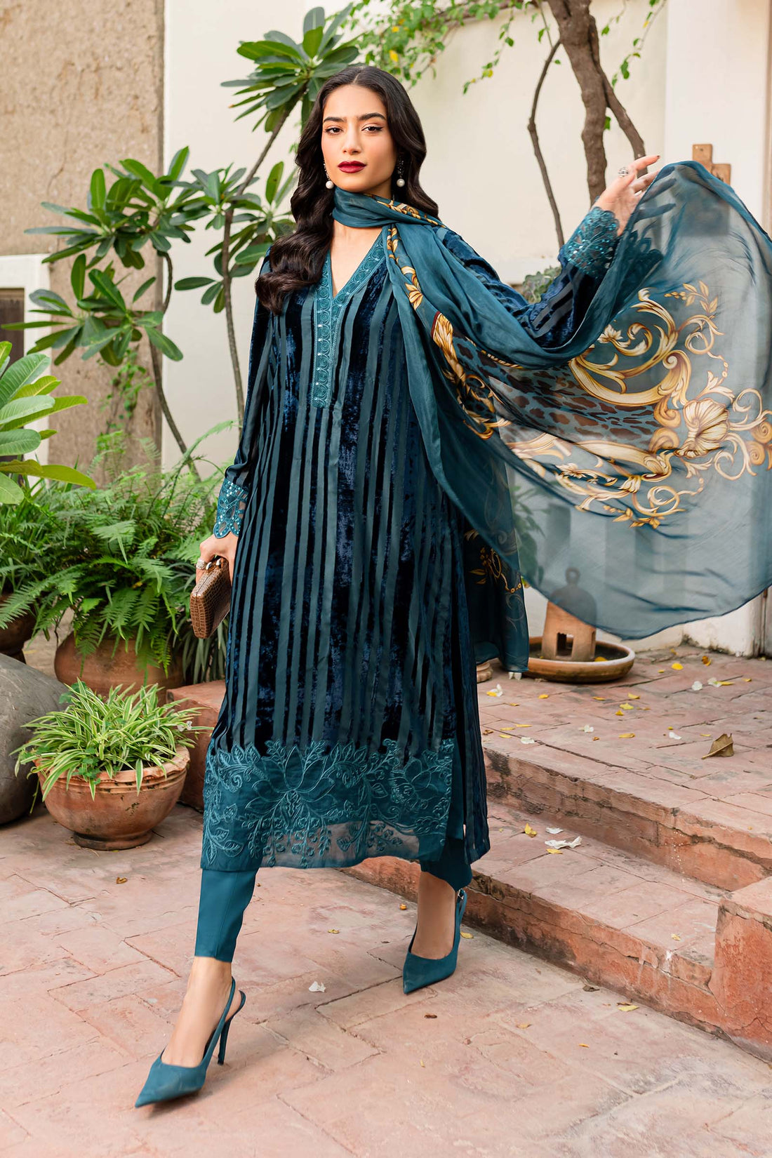 Maira B | Ready to Wear | DW-W24-173 - by - Libasekhas UK - Registered Vendor of : Maria B - 100% Original Designer Dresss