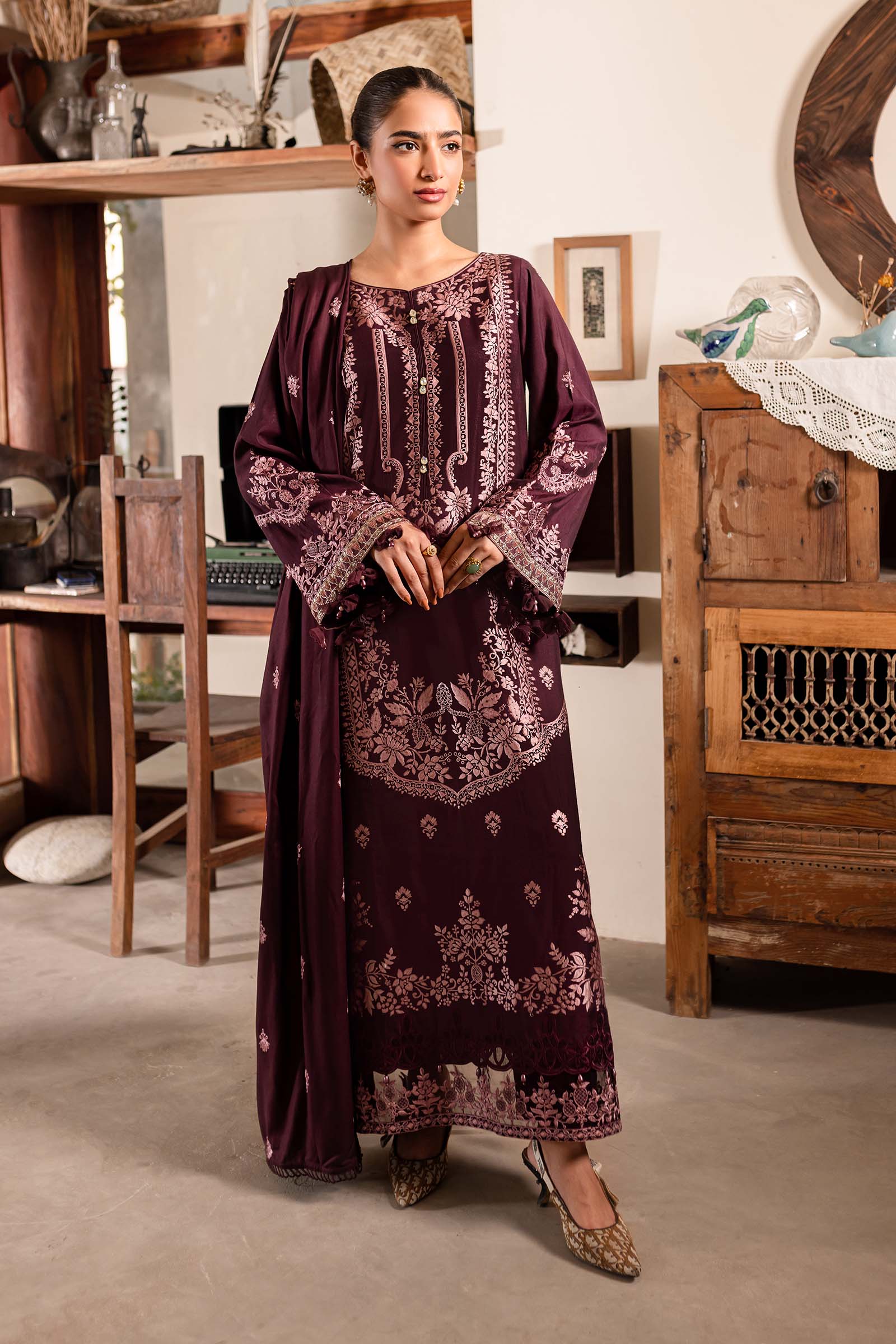 Maira B | Ready to Wear | DW-W24-21 - by - Libasekhas UK - Registered Vendor of : Maria B - 100% Original Designer Dresss