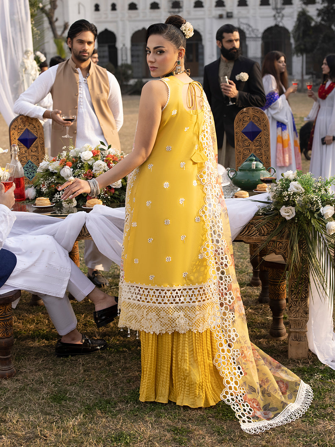 Mahnur | Mahrukh Luxury Lawn 24 | DELIA - by - Libasekhas UK - Registered Vendor of : Mahnur - 100% Original Designer Dresss