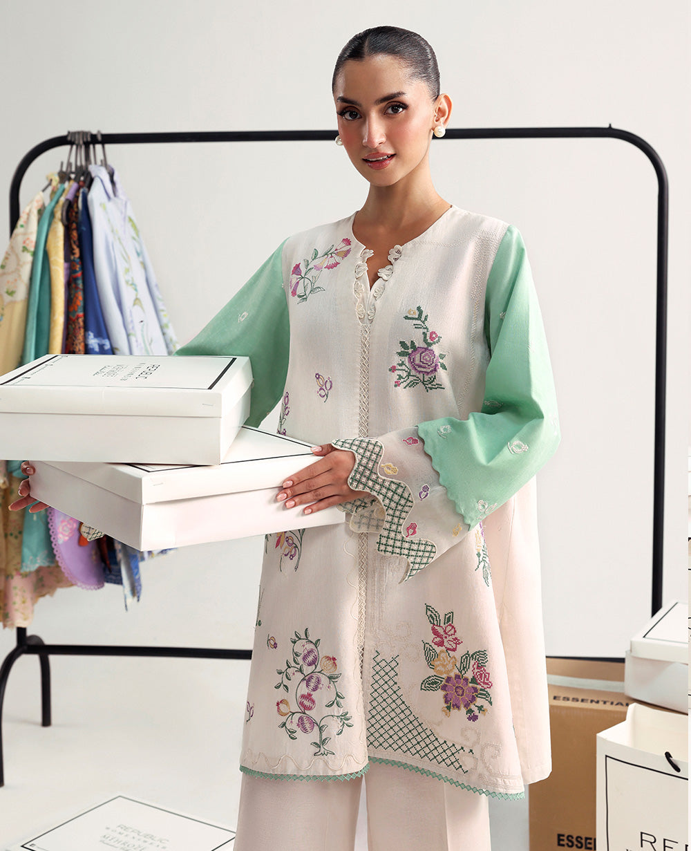 Republic Womenswear | Essentials Pre Fall | Serenya - by Libasekhas UK - Registered Vendor of : Republic Womenswear - 100% Original Designer Dress