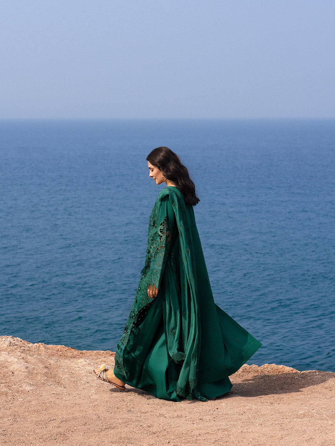 Mahnur | Sirena Luxury Lawn 25 | Eirene - by - Libasekhas UK - Registered Vendor of : Mahnur - 100% Original Designer Dresss