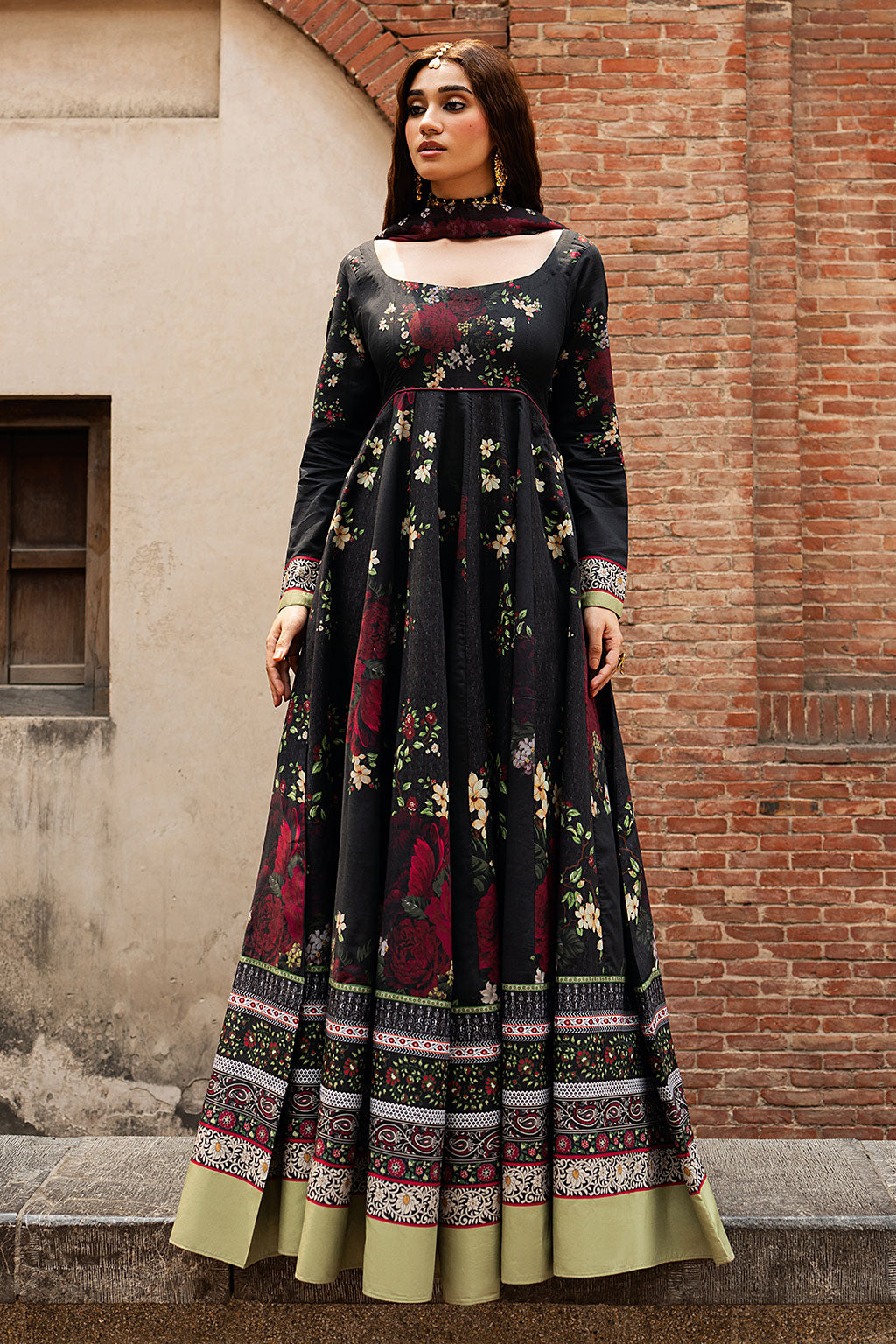 Shagna | Ed Dopahar | SP-106 (KALI RAAT) - by Libasekhas - Registered Vendor of : Shagna - 100% Original Designer Dress
