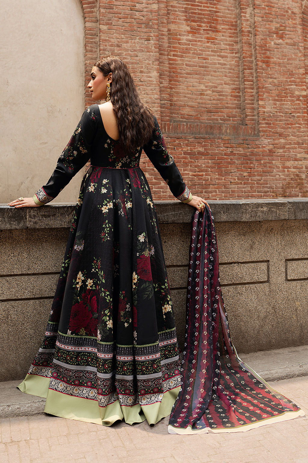 Shagna | Ed Dopahar | SP-106 (KALI RAAT) - by Libasekhas - Registered Vendor of : Shagna - 100% Original Designer Dress
