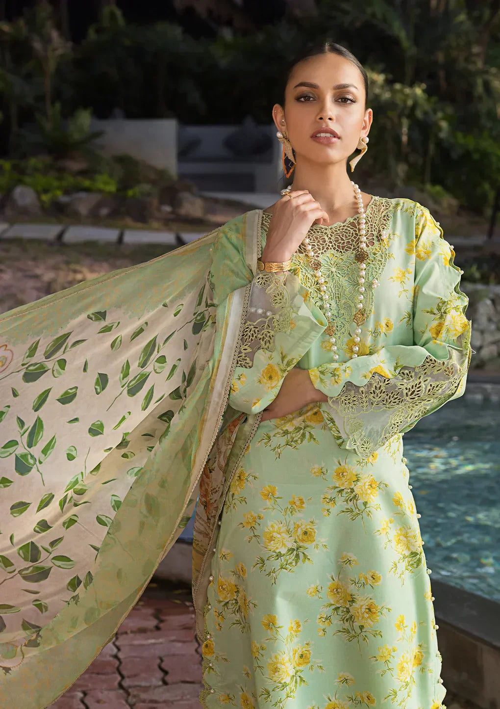 Elaf Premium | Signature Embroidered Lawn 24 | ESL-06B MAJESTIC NOVA - by - Libasekhas UK - Registered Vendor of : Elaf Premium - 100% Original Designer Dresss