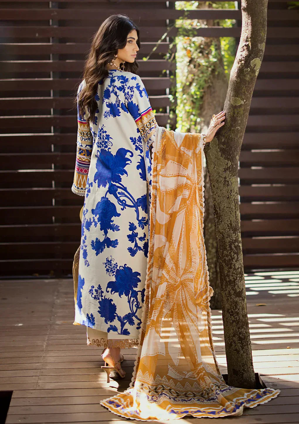 Elaf Premium | Signature Embroidered Lawn 24 | ESL-01A OPRAH - by - Libasekhas UK - Registered Vendor of : Elaf Premium - 100% Original Designer Dresss