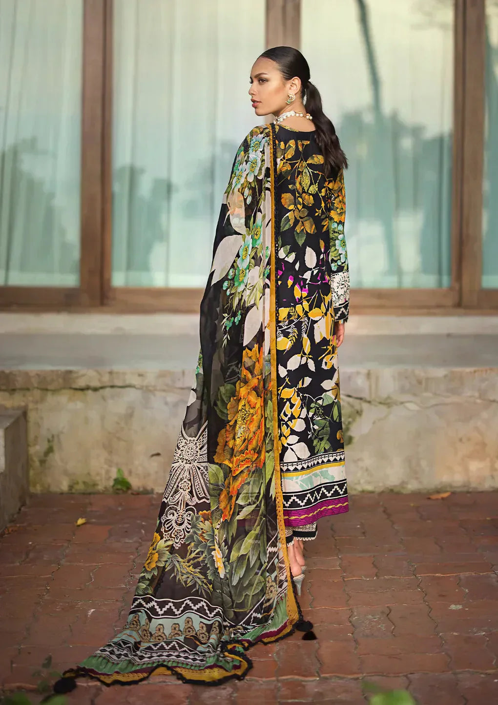 Elaf Premium | Signature Embroidered Lawn 24 | ESL-08B NIGHTFALL - by - Libasekhas UK - Registered Vendor of : Elaf Premium - 100% Original Designer Dresss