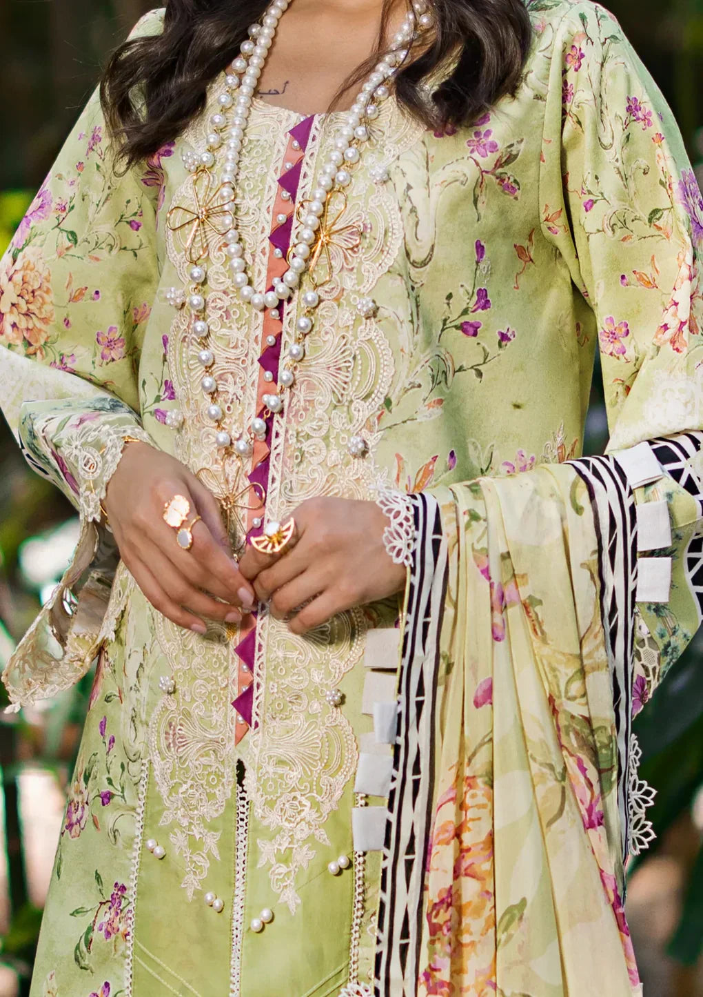 Elaf Premium | Signature Embroidered Lawn 24 | ESL-03B CLARISSE - by - Libasekhas UK - Registered Vendor of : Elaf Premium - 100% Original Designer Dresss