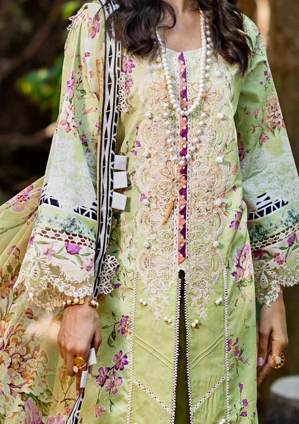Elaf Premium | Signature Embroidered Lawn 24 | ESL-03B CLARISSE - by - Libasekhas UK - Registered Vendor of : Elaf Premium - 100% Original Designer Dresss