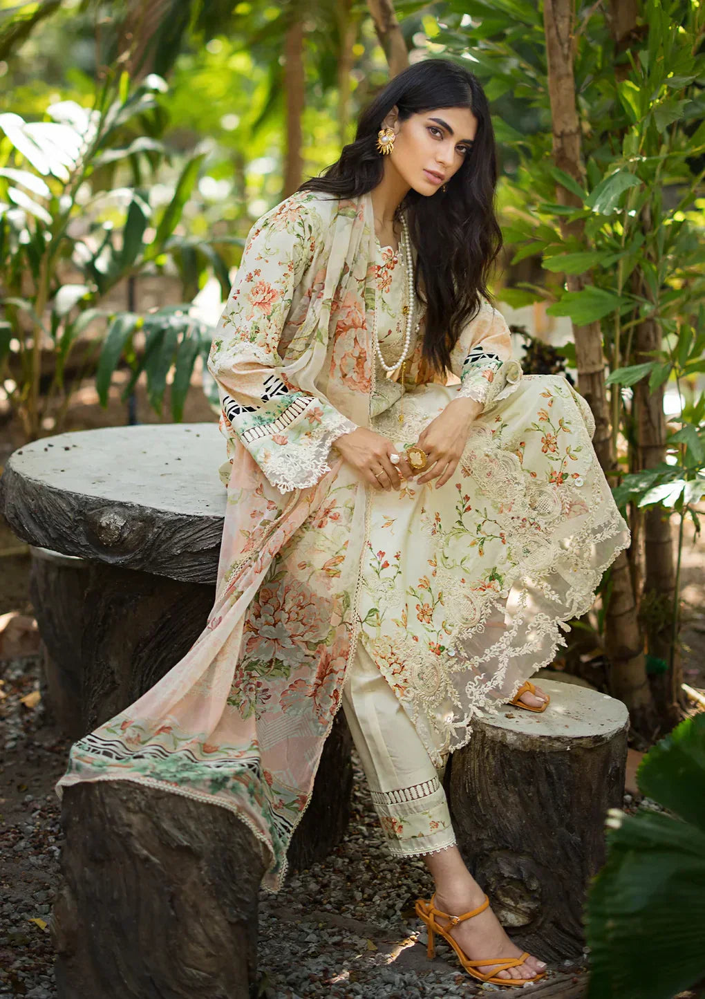 Elaf Premium | Signature Embroidered Lawn 24 | ESL-03A ANGELS BREATH - by - Libasekhas UK - Registered Vendor of : Elaf Premium - 100% Original Designer Dresss