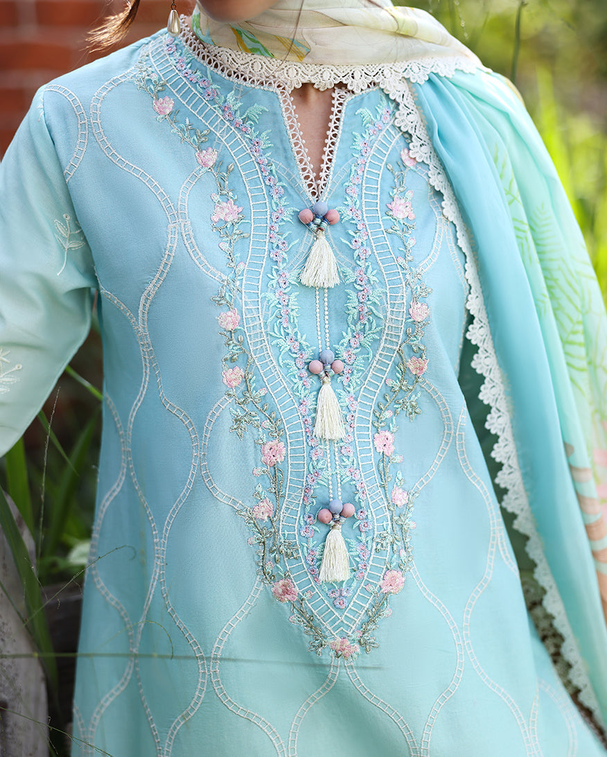 Mushq | Solace Ombre Chikankari | Ethereal Pause - by Libasekhas - Registered Vendor of : Mushq - 100% Original Designer Dress