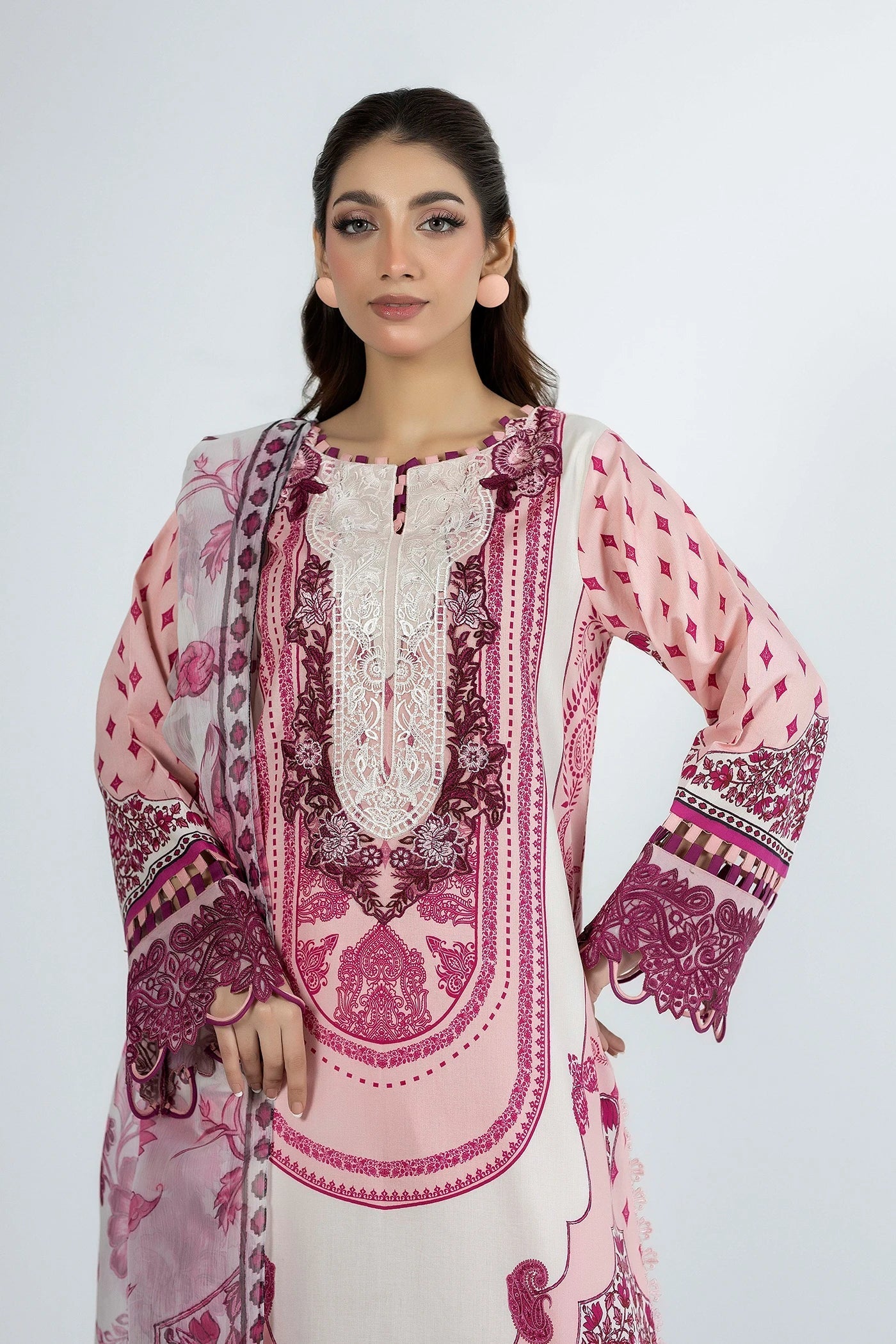 Adans Libas | Ethnic Prints | ETHNIC 1658 - by Libasekhas UK - Registered Vendor of : Adans Libas - 100% Original Designer Dress