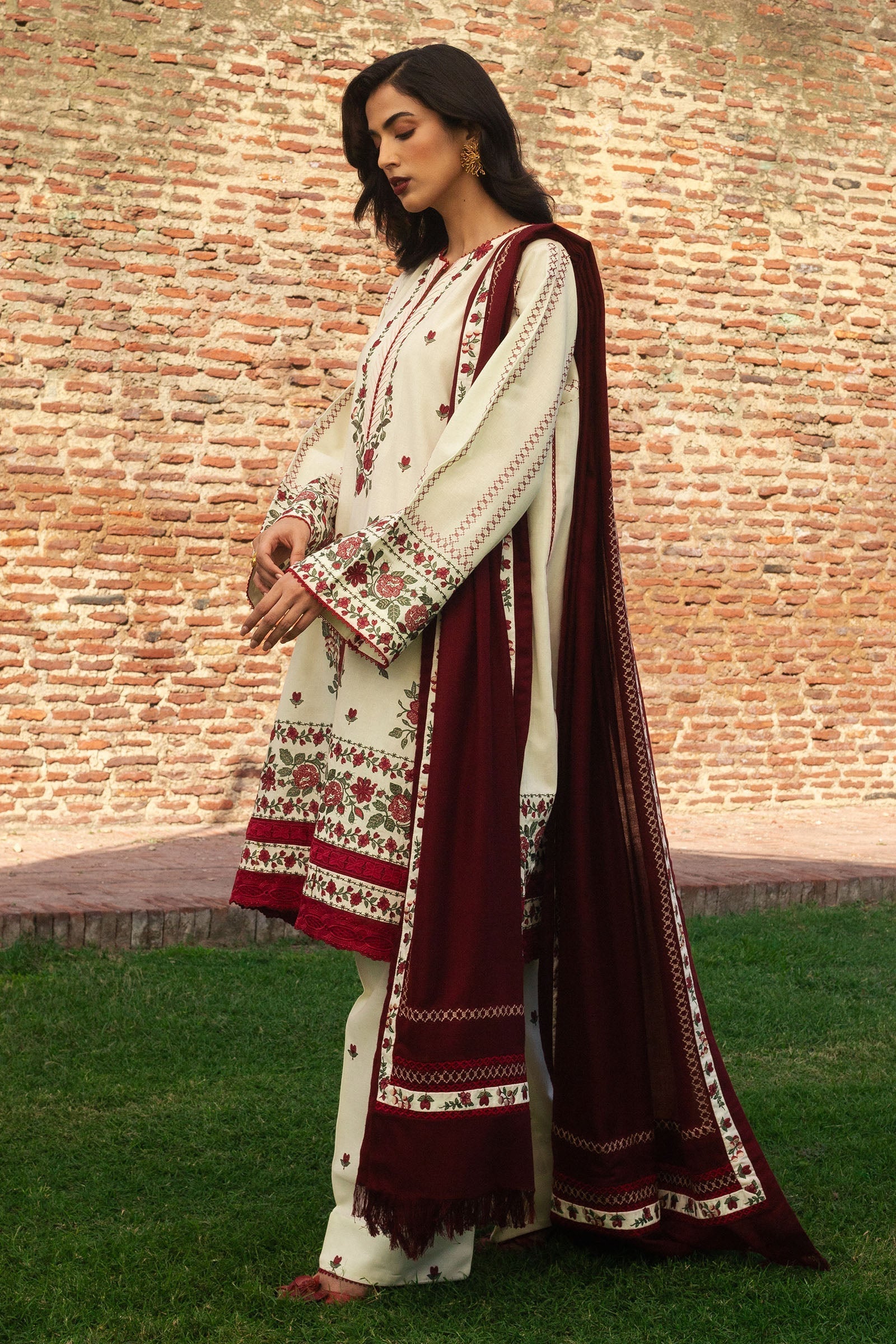 Zara Shahjahan | Winter 24 |  FARIDEH-D1 - by - Libasekhas UK - Registered Vendor of : Zara Sahjahan - 100% Original Designer Dresss