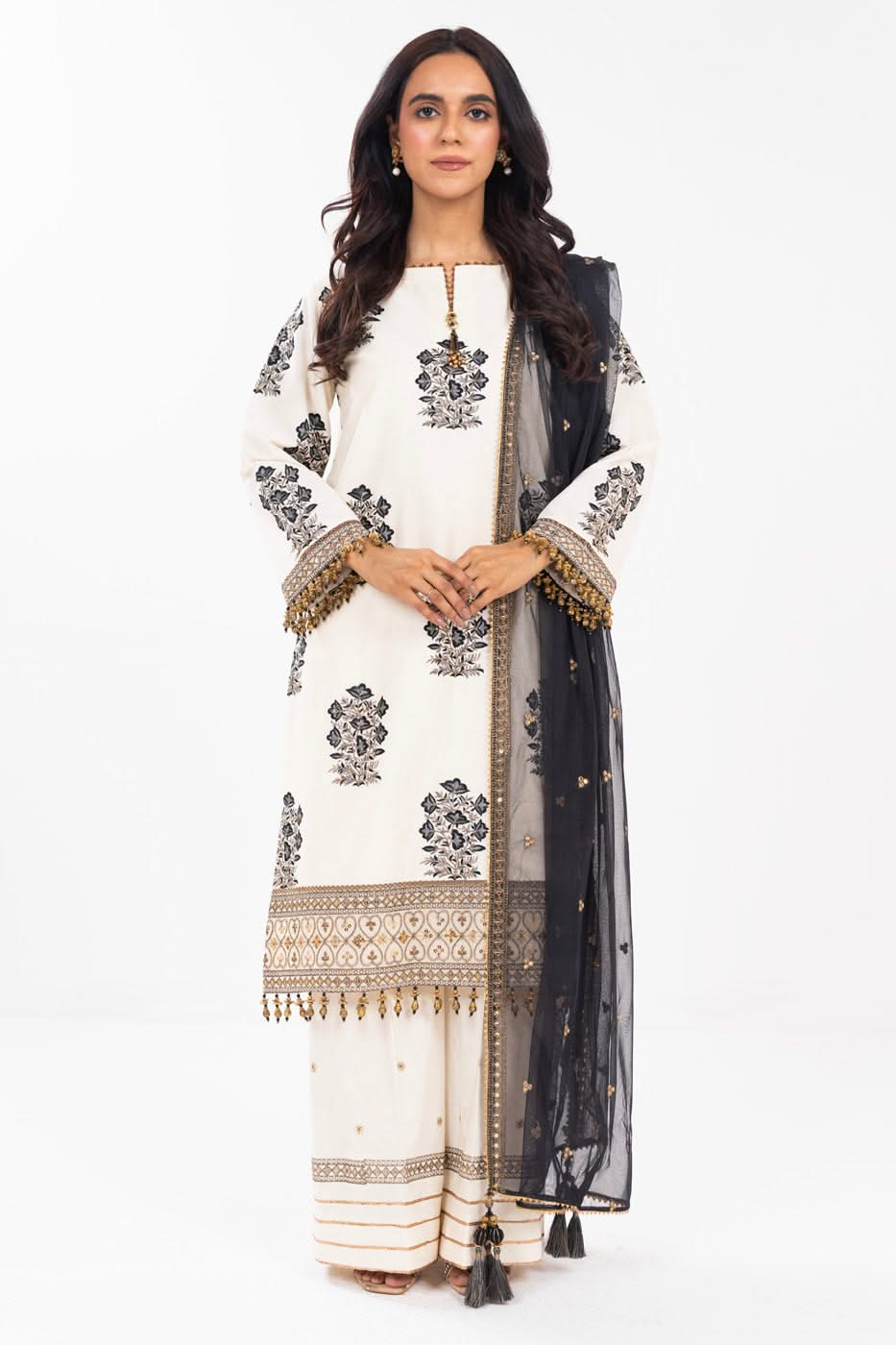 AlKaram | Festive Summer 25 | FC-30M-25-Off White - by - Libasekhas UK - Registered Vendor of : Alkaram - 100% Original Designer Dresss