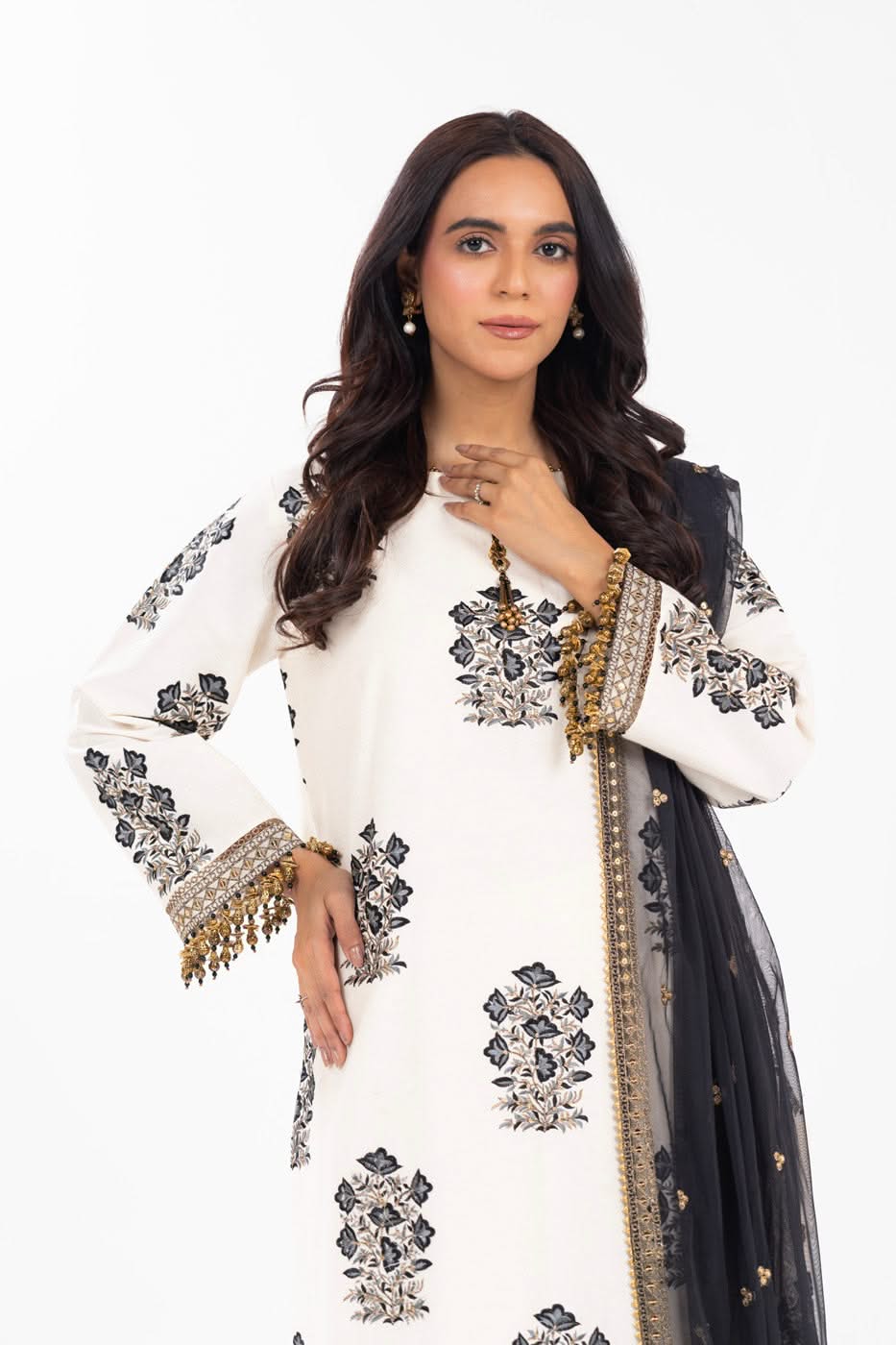 AlKaram | Festive Summer 25 | FC-30M-25-Off White - by - Libasekhas UK - Registered Vendor of : Alkaram - 100% Original Designer Dresss