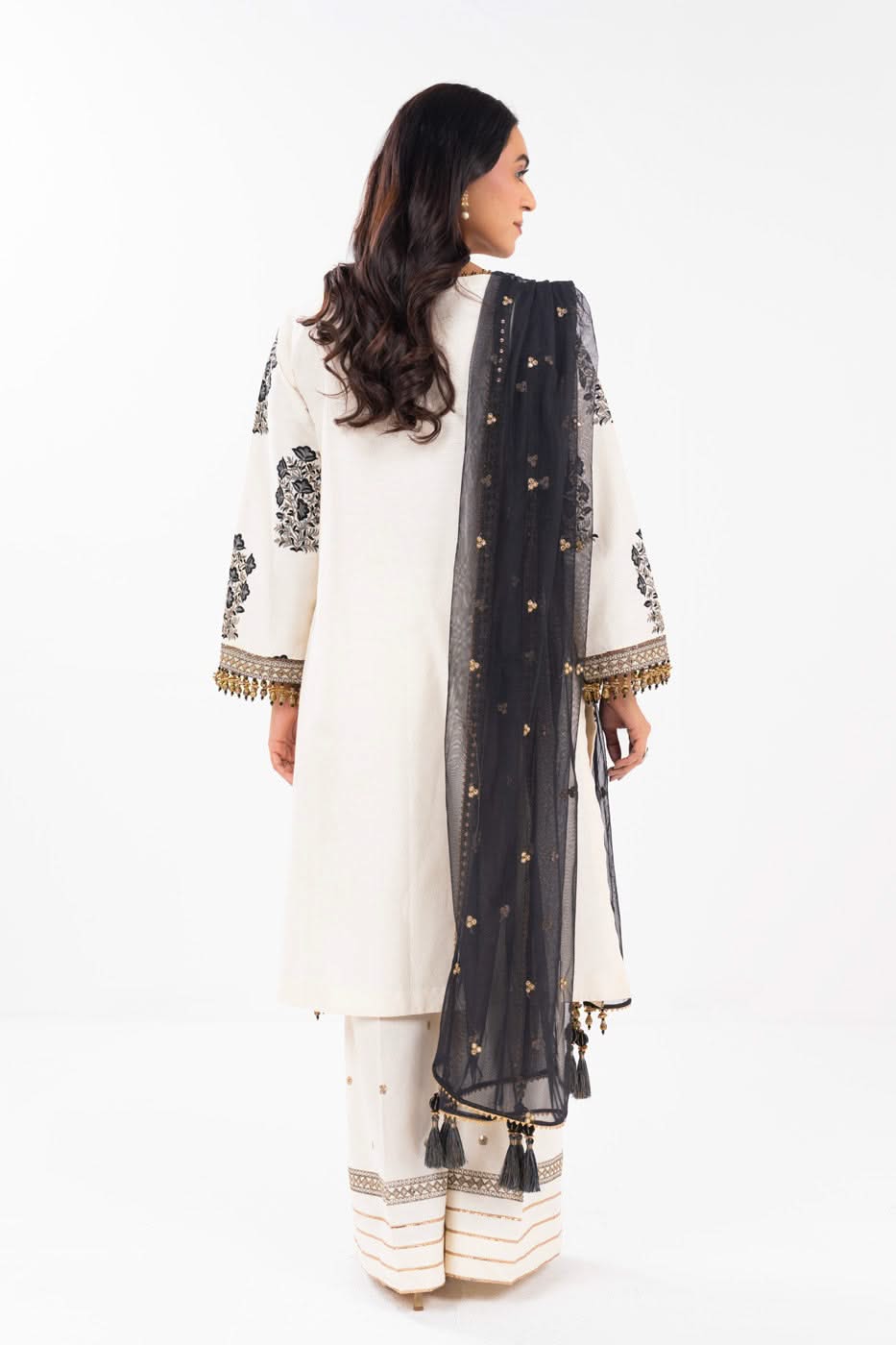 AlKaram | Festive Summer 25 | FC-30M-25-Off White - by - Libasekhas UK - Registered Vendor of : Alkaram - 100% Original Designer Dresss