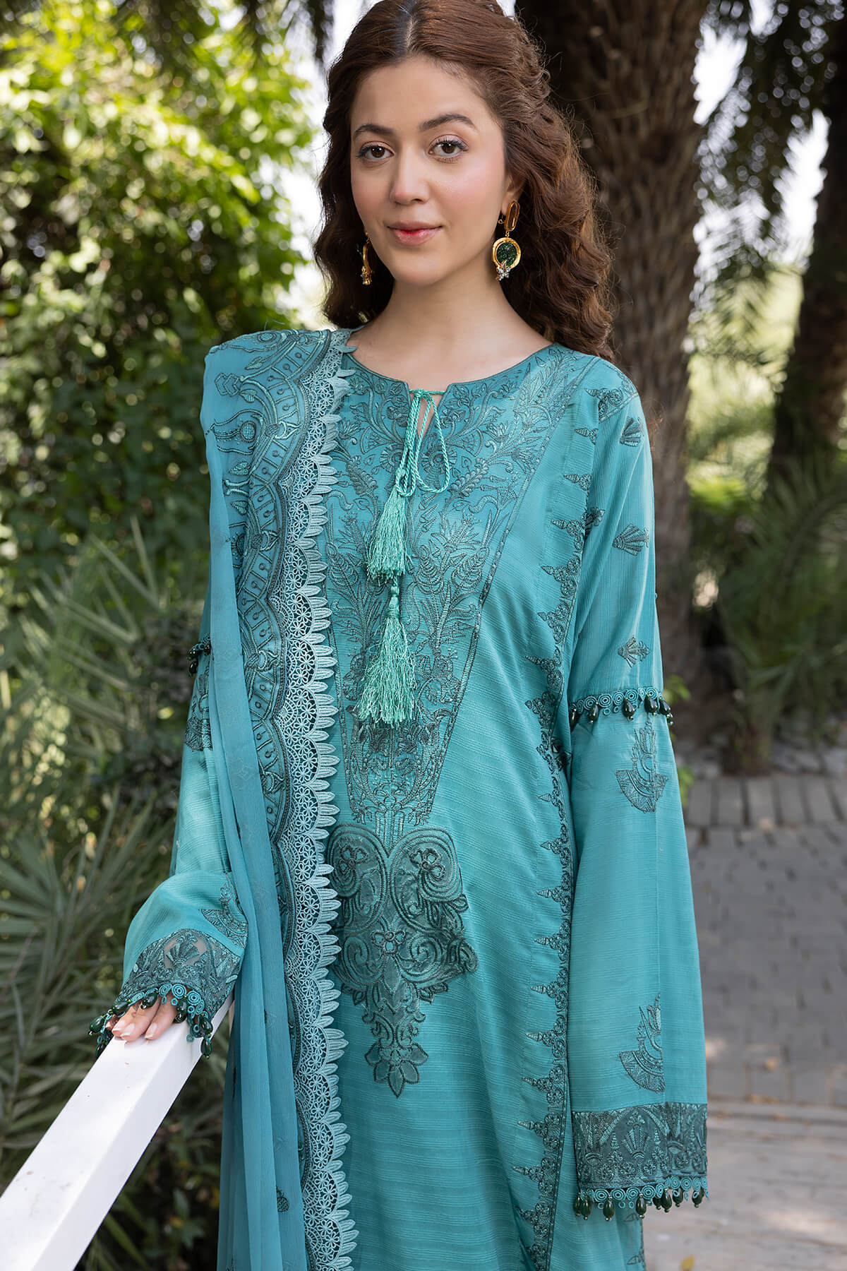 Raeesa Premium | Ferya Lawn | Noor E Fajar | Ferya | FD-03 - by - Libasekhas UK - Registered Vendor of : Raeesa Premium - 100% Original Designer Dresss
