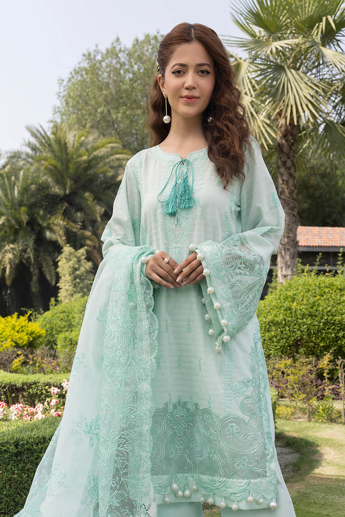 Raeesa Premium | Ferya Lawn | Noor E Fajar | Ferya | FD-04 - by - Libasekhas UK - Registered Vendor of : Raeesa Premium - 100% Original Designer Dresss