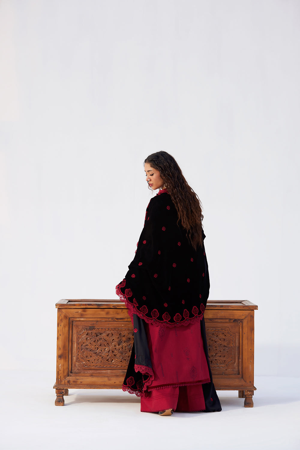 Saira Rizwan | Winter Khaddar 25 | NAZNEEN-SRW25-04 - by Libasekhas UK - Registered Vendor of : Saira Rizwan - 100% Original Designer Dress