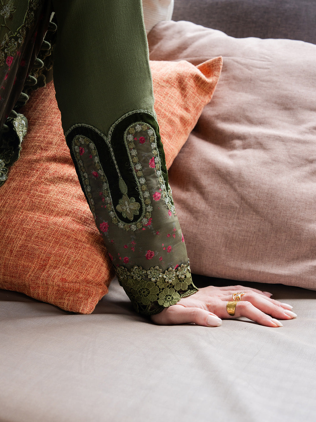 Faiza Faisal | Dastaan Khaddar 25 | RUMIYA - by Libasekhas UK - Registered Vendor of : Faiza Faisal - 100% Original Designer Dress