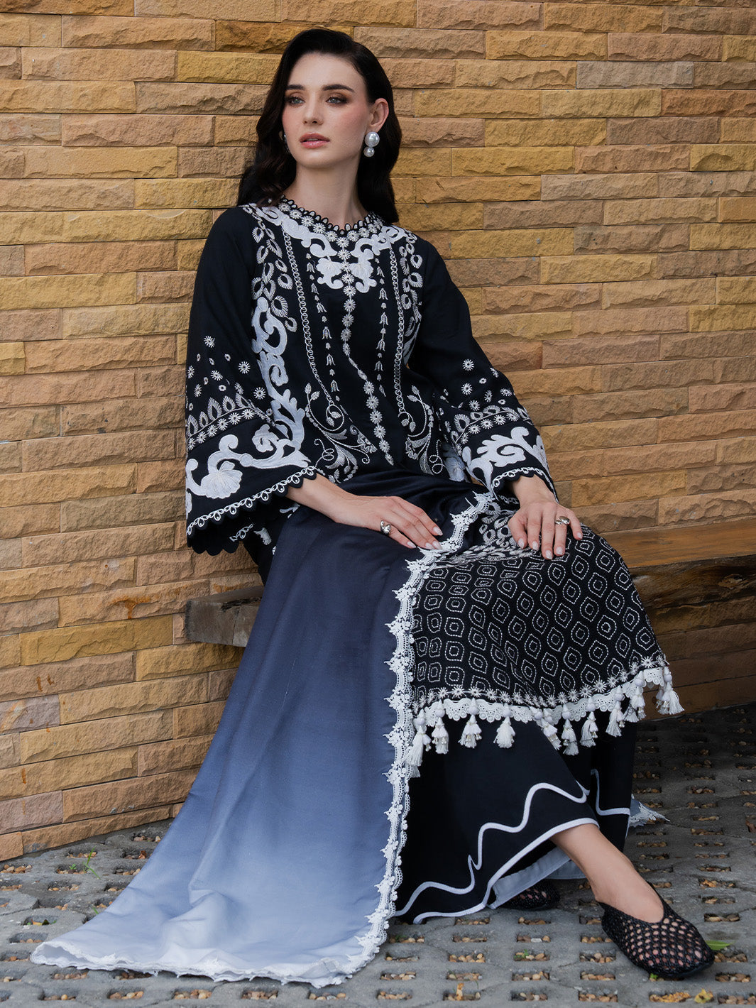 Faiza Faisal | Dastaan Khaddar 25 | REHA - by Libasekhas UK - Registered Vendor of : Faiza Faisal - 100% Original Designer Dress