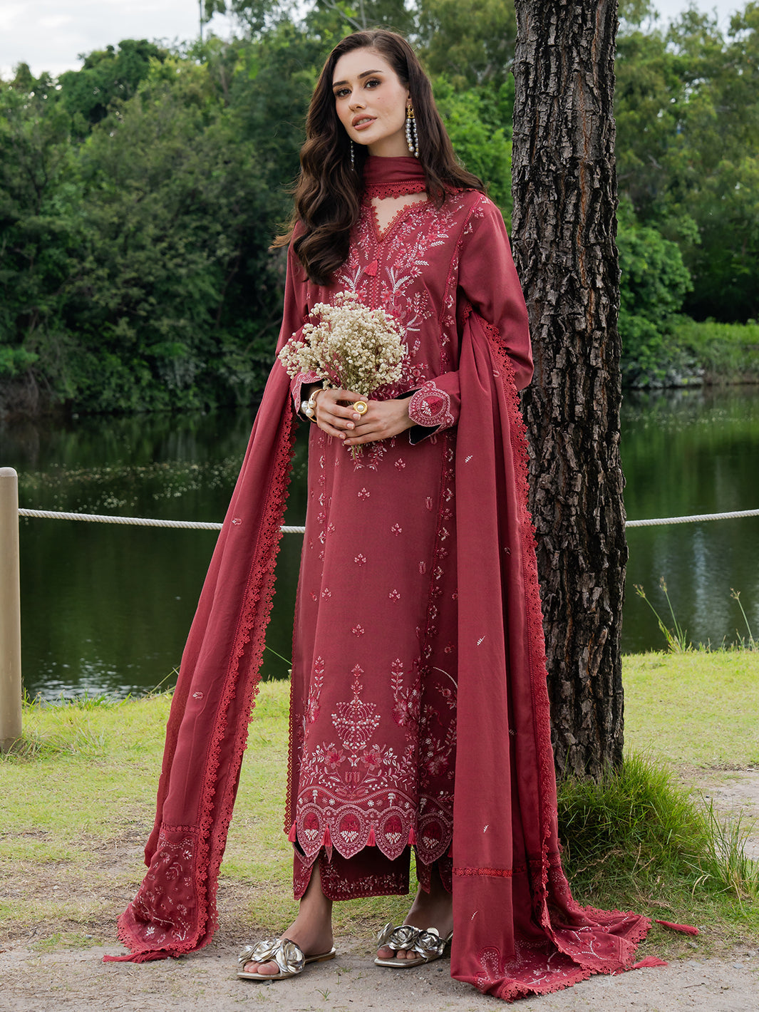 Faiza Faisal | Hoor Karandi | MAHROSE - by Libasekhas UK - Registered Vendor of : Faiza Faisal - 100% Original Designer Dress