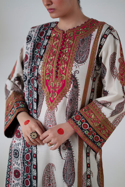 Maryum N Maria | Noore Winters 25 | 3 Piece Embroidered Khaddar ZOHAL - FSU5678 - by Libasekhas UK - Registered Vendor of : Maryum N Maria - 100% Original Designer Dress