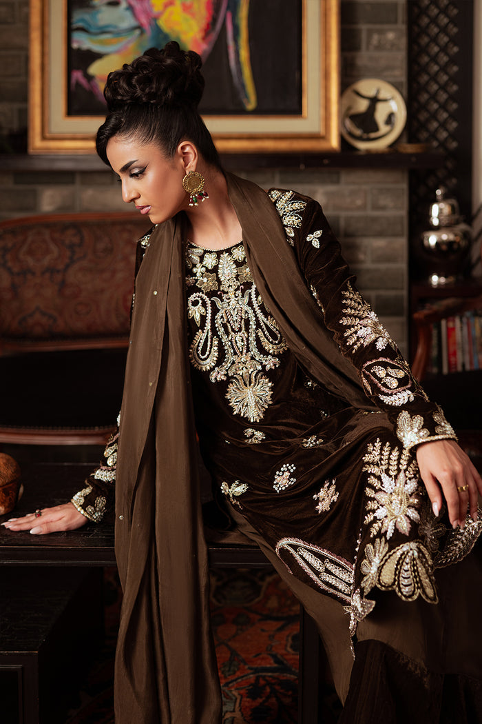 Saira Rizwan | Velvet Pret 25 | GURR-SRVP25-09 - by Libasekhas UK - Registered Vendor of : Saira Rizwan - 100% Original Designer Dress