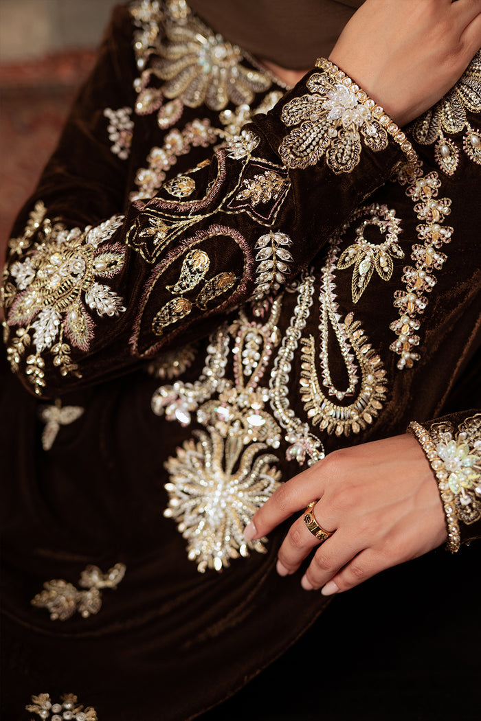 Saira Rizwan | Velvet Pret 25 | GURR-SRVP25-09 - by Libasekhas UK - Registered Vendor of : Saira Rizwan - 100% Original Designer Dress