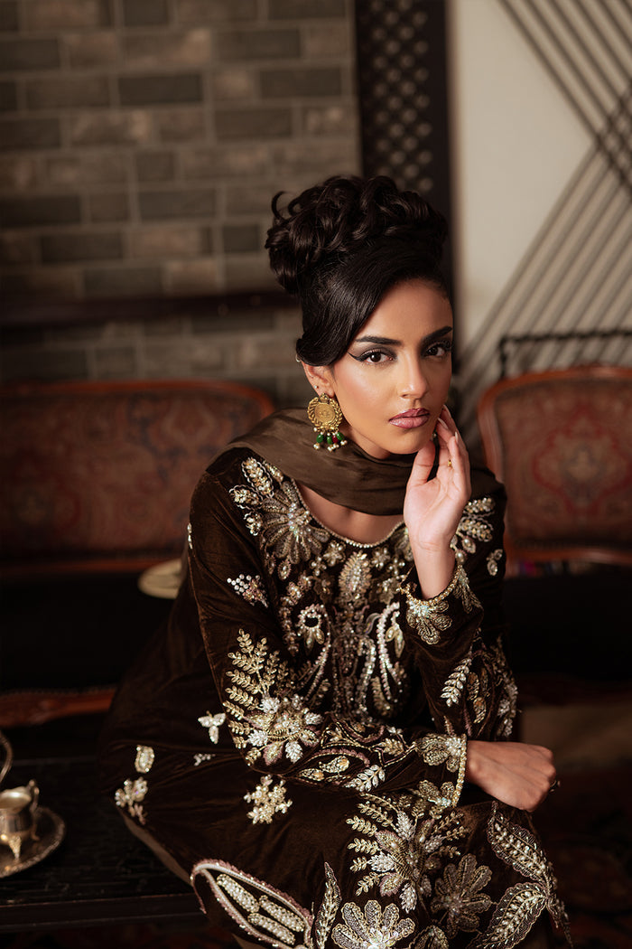 Saira Rizwan | Velvet Pret 25 | GURR-SRVP25-09 - by Libasekhas UK - Registered Vendor of : Saira Rizwan - 100% Original Designer Dress