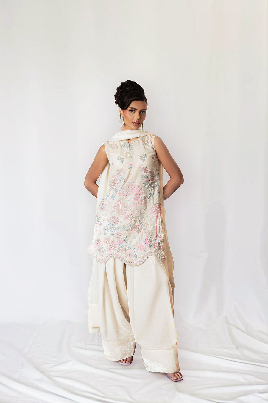 Saira Rizwan | Velvet Pret 25 | NARGIS-SRVP25-07 - by Libasekhas UK - Registered Vendor of : Saira Rizwan - 100% Original Designer Dress