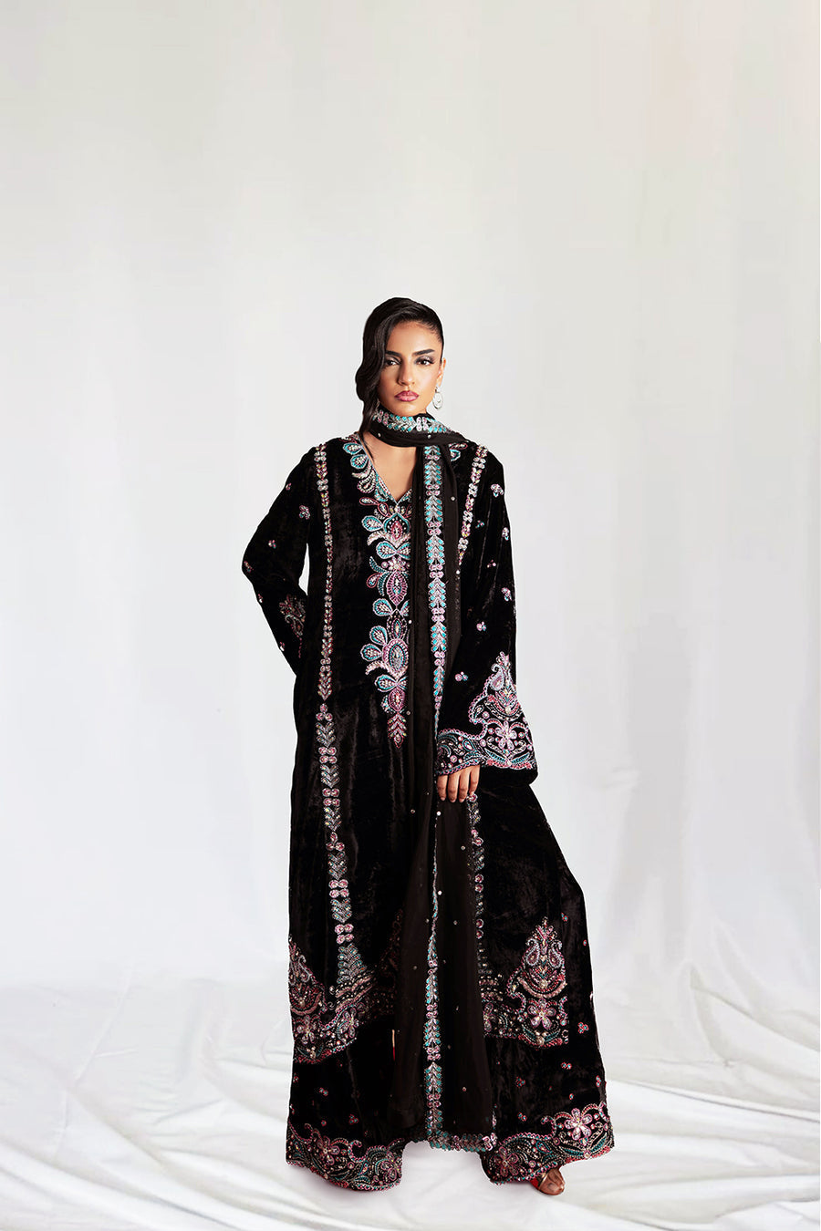 Saira Rizwan | Velvet Pret 25 | ZARQ-SRVP25-03 - by Libasekhas UK - Registered Vendor of : Saira Rizwan - 100% Original Designer Dress