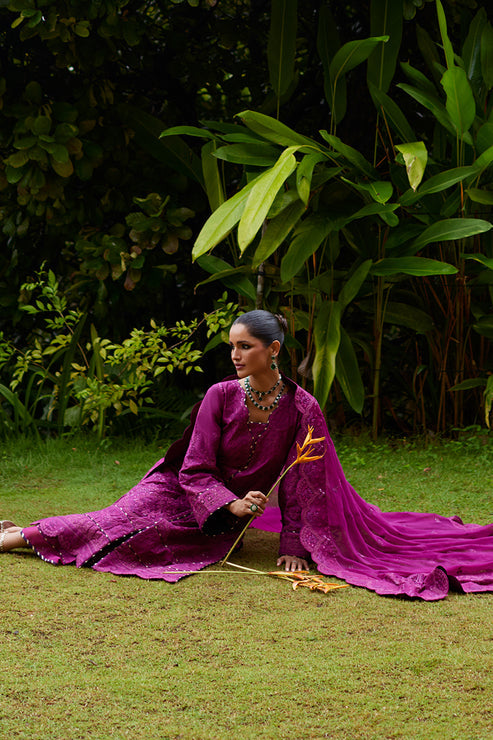 Gulaal | Luxury Lawn 25 | Hazel - by - Libasekhas UK - Registered Vendor of : Gulaal - 100% Original Designer Dresss