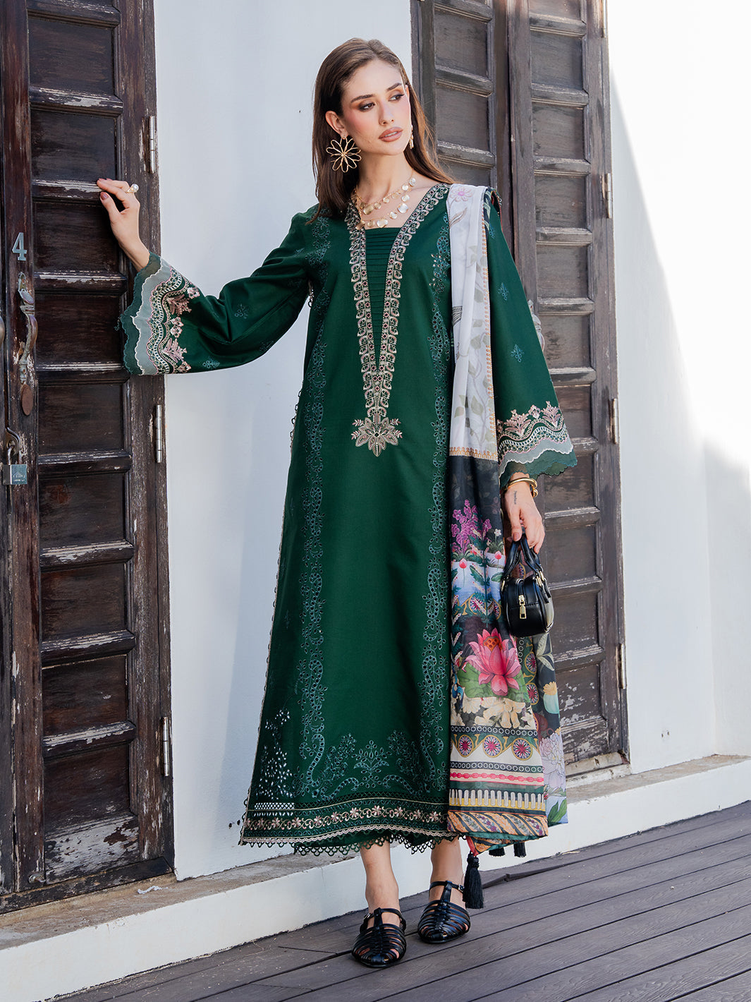 Izel | Dareen Luxury Lawn 26 | Gulrukh - by Libasekhas UK - Registered Vendor of : Izel - 100% Original Designer Dress