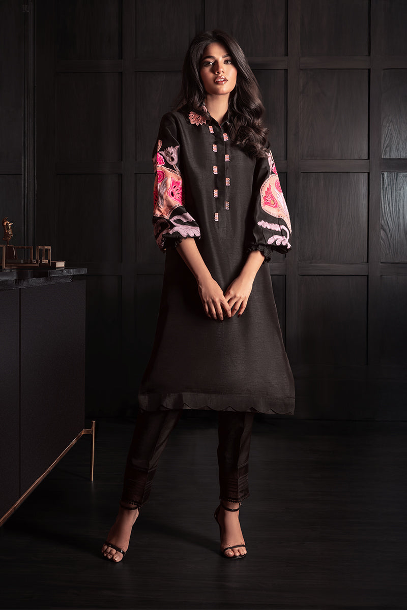 Wardha Saleem | Zimal Silk Edit | Miska - by Libasekhas UK - Registered Vendor of : Wardha Saleem - 100% Original Designer Dress