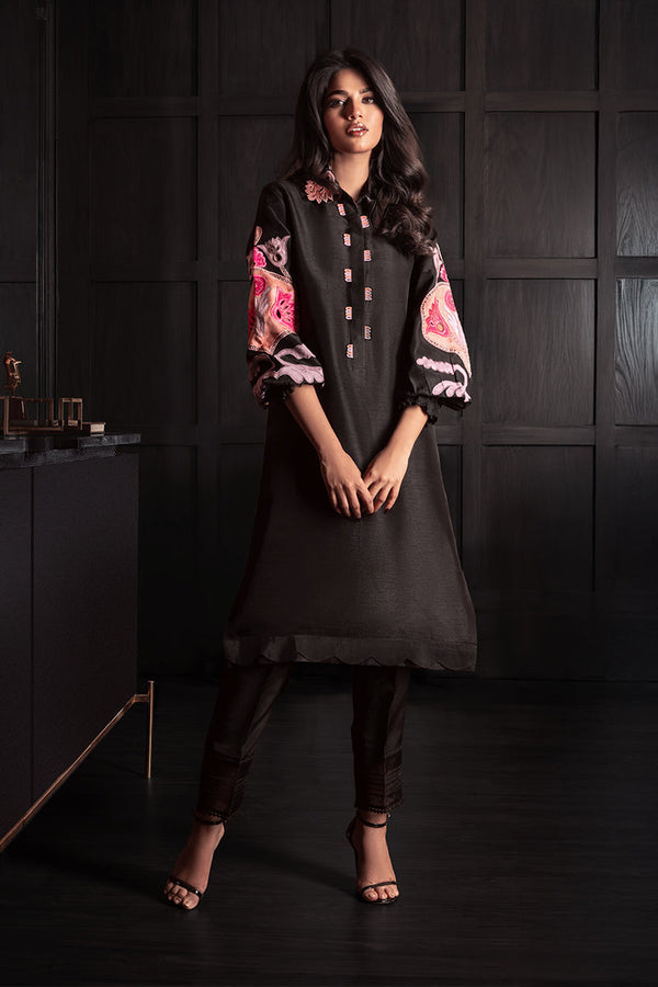 Wardha Saleem | Zimal Silk Edit | Miska - by Libasekhas UK - Registered Vendor of : Wardha Saleem - 100% Original Designer Dress