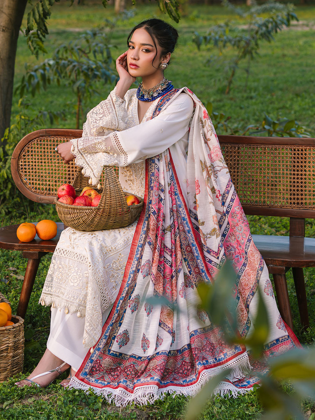 Mahnur | Dahlia Luxury Lawn 25 | Gia - by - Libasekhas UK - Registered Vendor of : Mahnur - 100% Original Designer Dresss