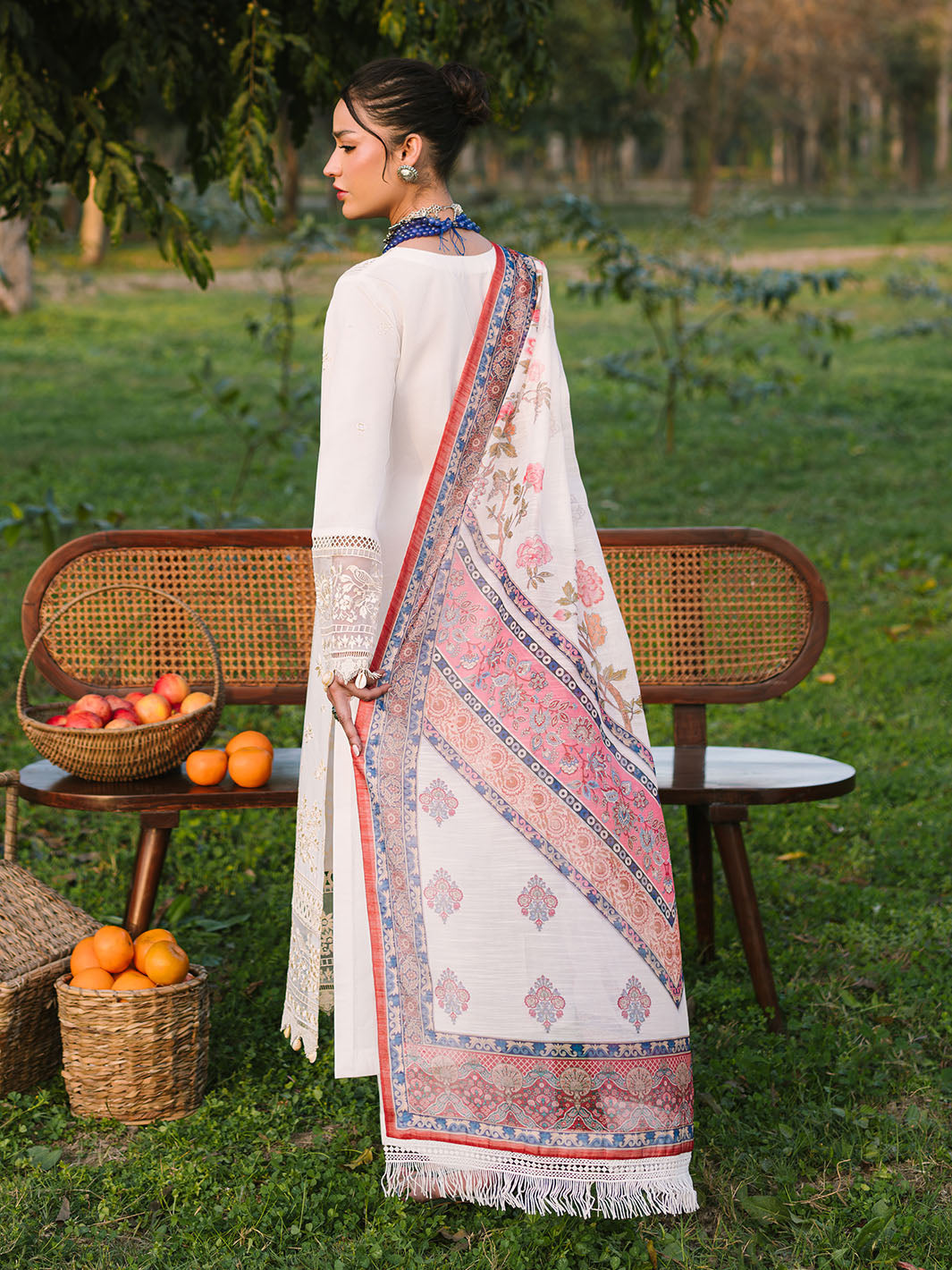 Mahnur | Dahlia Luxury Lawn 25 | Gia - by - Libasekhas UK - Registered Vendor of : Mahnur - 100% Original Designer Dresss