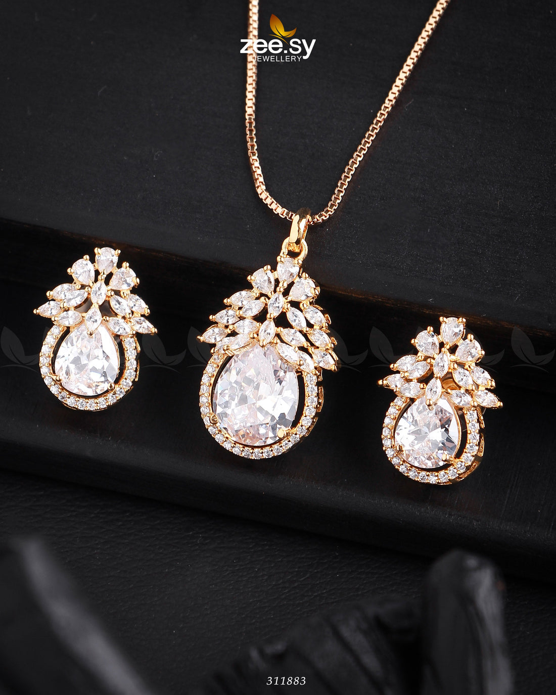 Zara's Pendant Set - by - Libasekhas UK - Registered Vendor of : Zeesy - 100% Original Designer Dresss