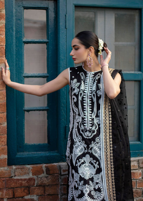 Ali Xeeshan | Chanda Luxury Pret | Domino - by - Libasekhas UK - Registered Vendor of : Ali Xeeshan - 100% Original Designer Dresss