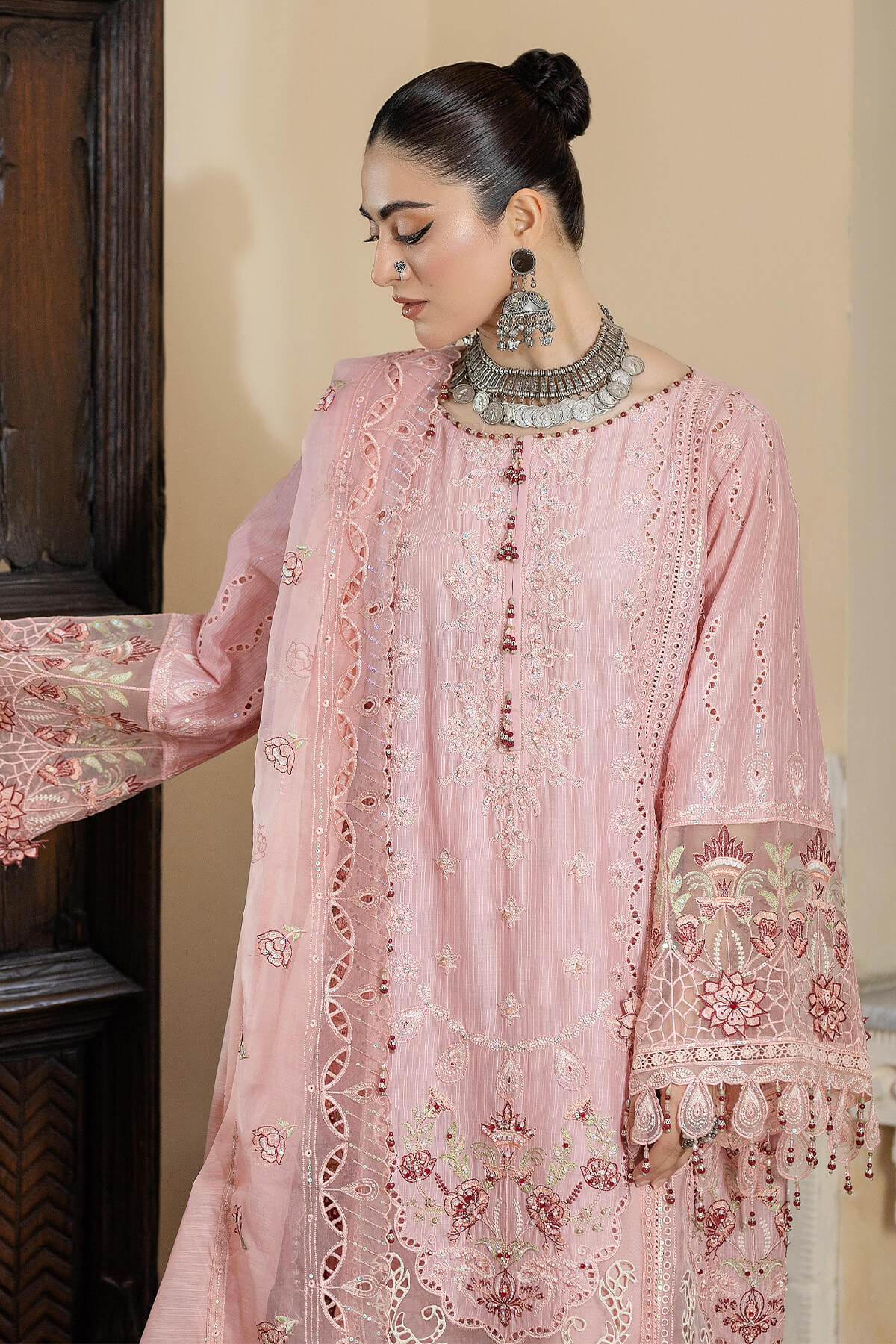 Raeesa Premium | Kimora Lawn Collection |  Kimora | HL-17 Irsa - by - Libasekhas UK - Registered Vendor of : Raeesa Premium - 100% Original Designer Dresss